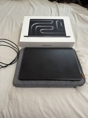 MacBook Pro 14  M3 Pro chip 18GB Memory 14-core GPU 512GB Space Black