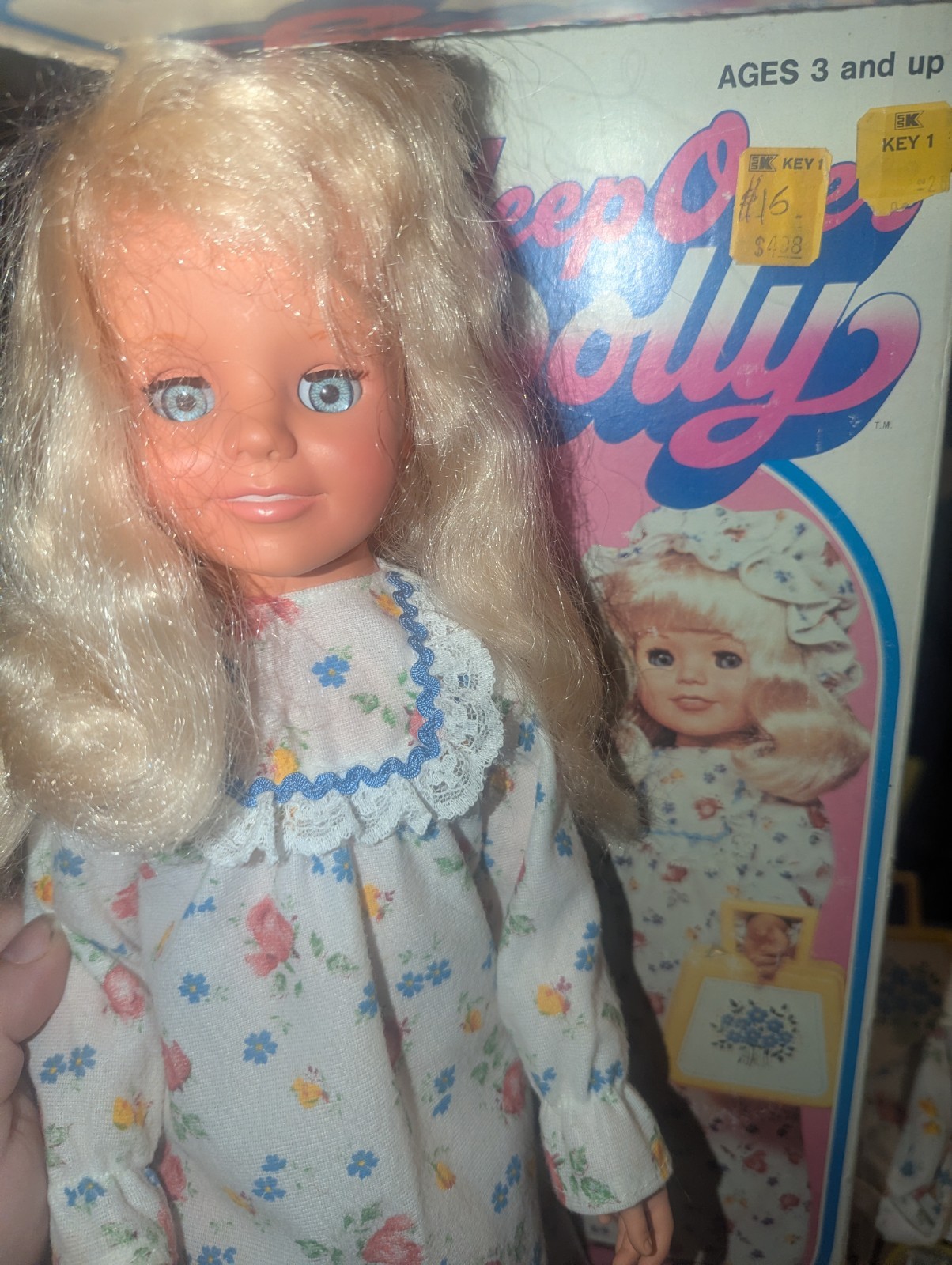 Vintage Rare Kenner Sleep Over Dolly with bag and accesories nice 