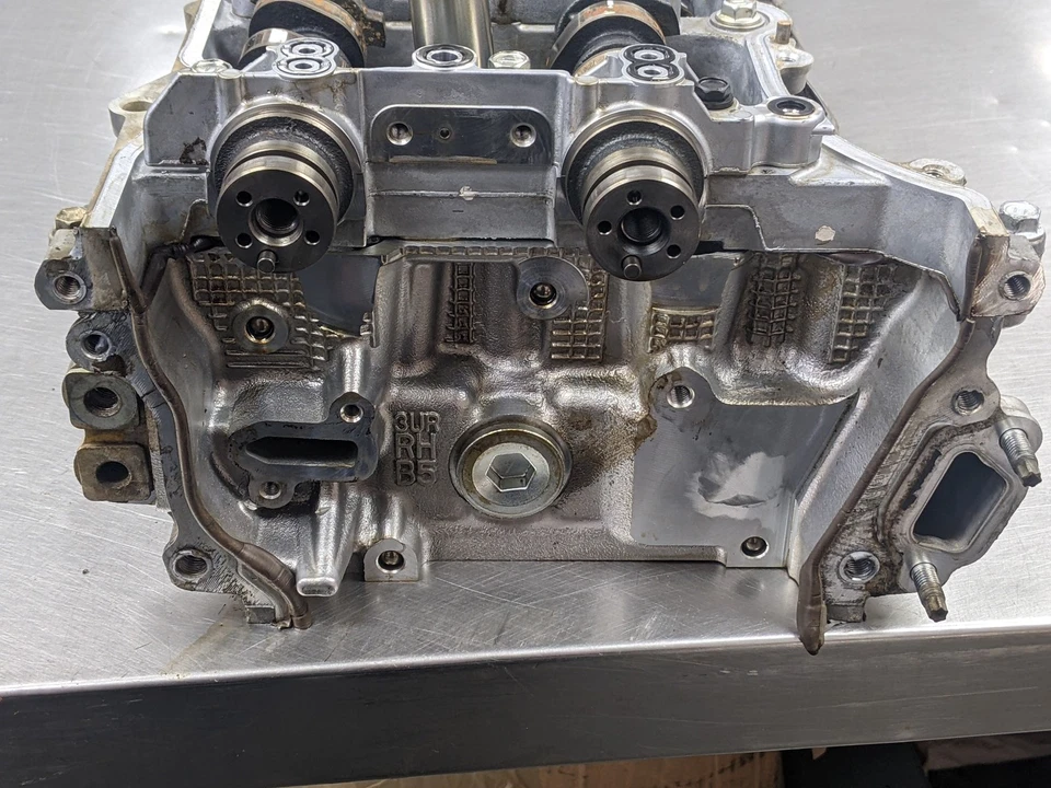 Culata derecha para Toyota Sequoia 10-12 4.6 1110138H20 4x4 lado pasajero Foto 4 de 4