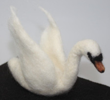 Filc szlachetny łabędź filcowany igłowo 100% wełna owcza 03
