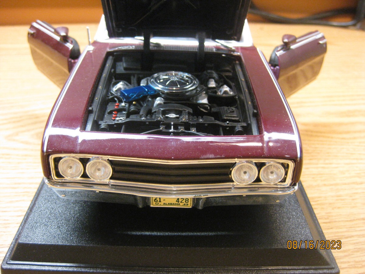 1/18 1969 FORD TORINO 