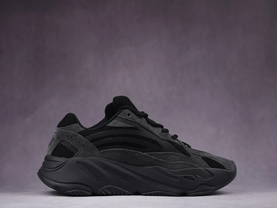 Zapatos para hombre DS Yeezy Boost 700V2 “Vanta” FU6684 Foto 3 de 4