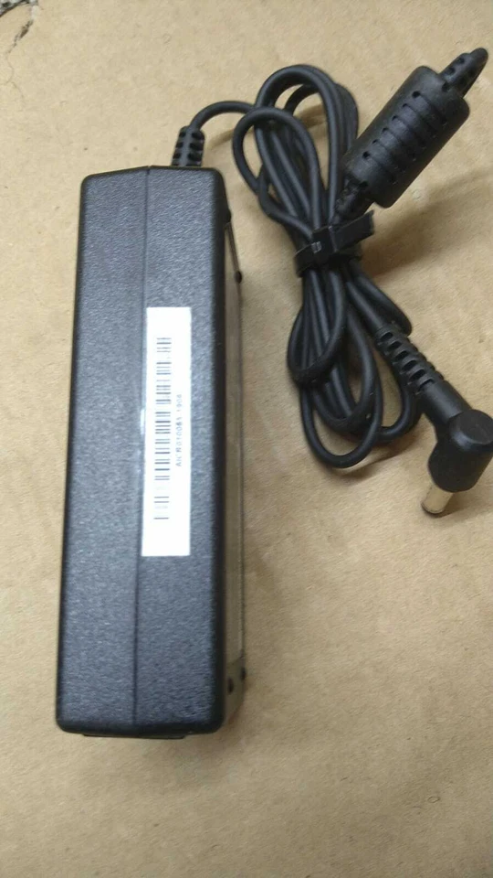 Genuine Chicony A12-065N2A - AC/DC ADAPTER 19 V = 3.42A 65W Black - Image 2 of 4