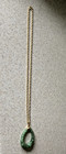 VINTAGE GREEN WITH GOLD TONE WIRE WRAP 2"CIRCULAR PENDANT 0N 24" CHAIN NECKLACE — photo 3