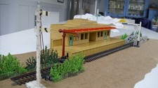 Vintage Hornby Dublo Station Platform Diecast Metal