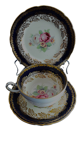 PARAGON By APPOINTMENT COBALT BLUE FINEBONE CHINA ROSE TRIO TEA CUP SAUCER PLATE - Picture 2 of 24
