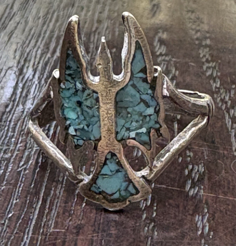 Vintage STERLING SILVER Turquoise Chip Handmade PHOENIX RING size 5, 2.3 Grams