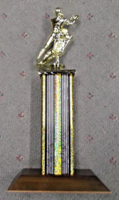 action football receiver trophy gold/silver column wide solid wood base award