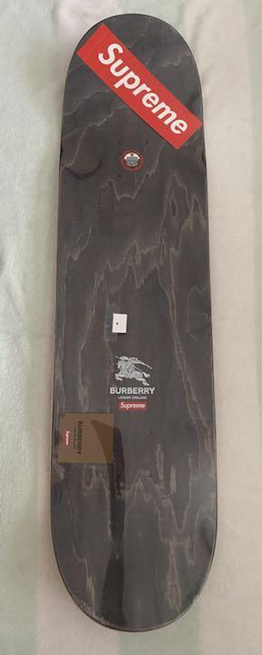Supreme / Burberry Skateboard Beige中古品 UNUSED SUPREME collaboration Burberry Skateboard Beige deck