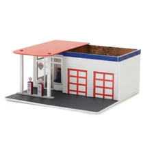 1:64 Mechanic's Corner Series 2 Vintage Gas Station Chevron Greenlight