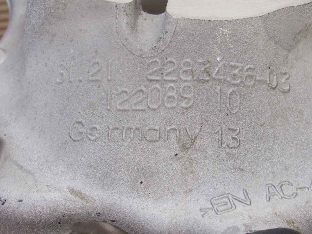 2008-2013 BMW E90 E92 E93 M3 FRONT RIGHT SIDE KNUCKLE CARRIER OEM 