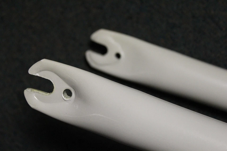 26" Mountain bike 1" Threaded Bicycle Fork Suspension V-type brake Replacement - Image 3 of 4