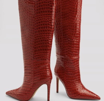 Nak d Croc Skin Tall Red Boots sz 5.5