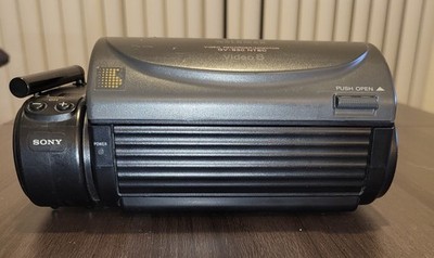 Sony GV-S50 Video Walkman HI8 Video Recorder Monitor Video Walkman