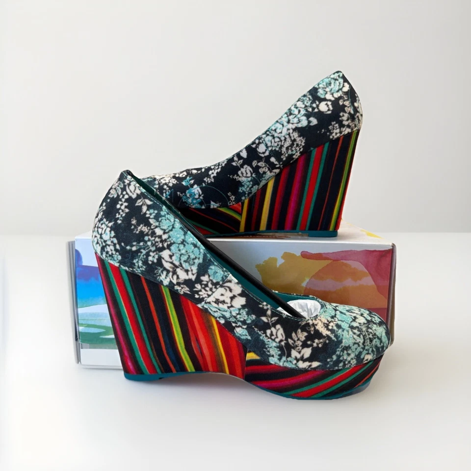 Zapatos de salón de cuña Desigual Sandy 6 multicolor a rayas con plataforma floral talla 6 EE. UU. / 37 E Foto 2 de 4