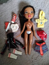 Bratz Class Sasha Doll & Accessories