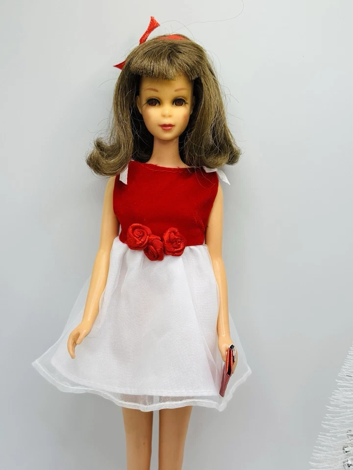 DE COLECCIÓN AÑOS 60 ESTILO FRANCIE CASEY "SILK N FANCY" FIESTA TIEMPO CLON TRAJE SOLO-SIN MUÑECA Foto 2 de 4