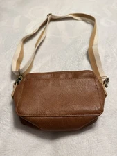 Thirty One Boutique Crossbody Bag In Caramel