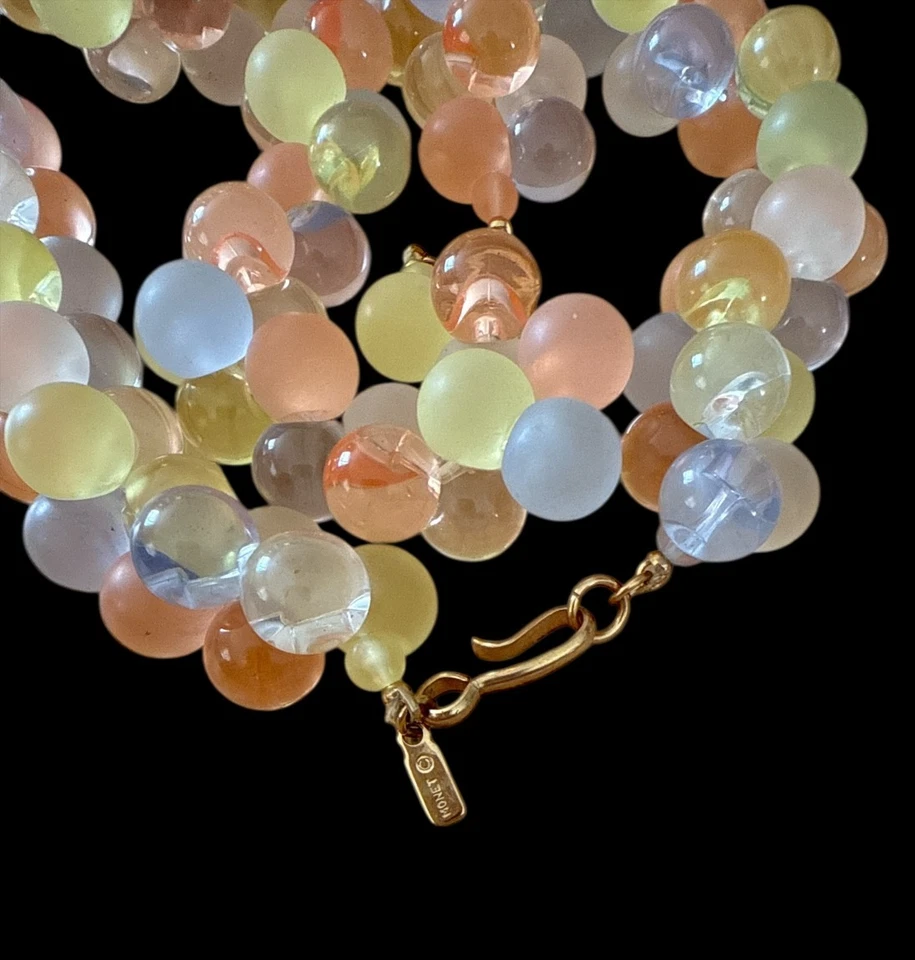 Vintage MONET Set Moonglow Pastel Lucite Bubble Bead Wisteria Necklace Bracelet - Image 4 of 4