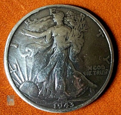 CRAFTOOL - TANDY LEATHER  1 3/16''  WALKING LADY HALF DOLLAR  CONCHO 11372-03