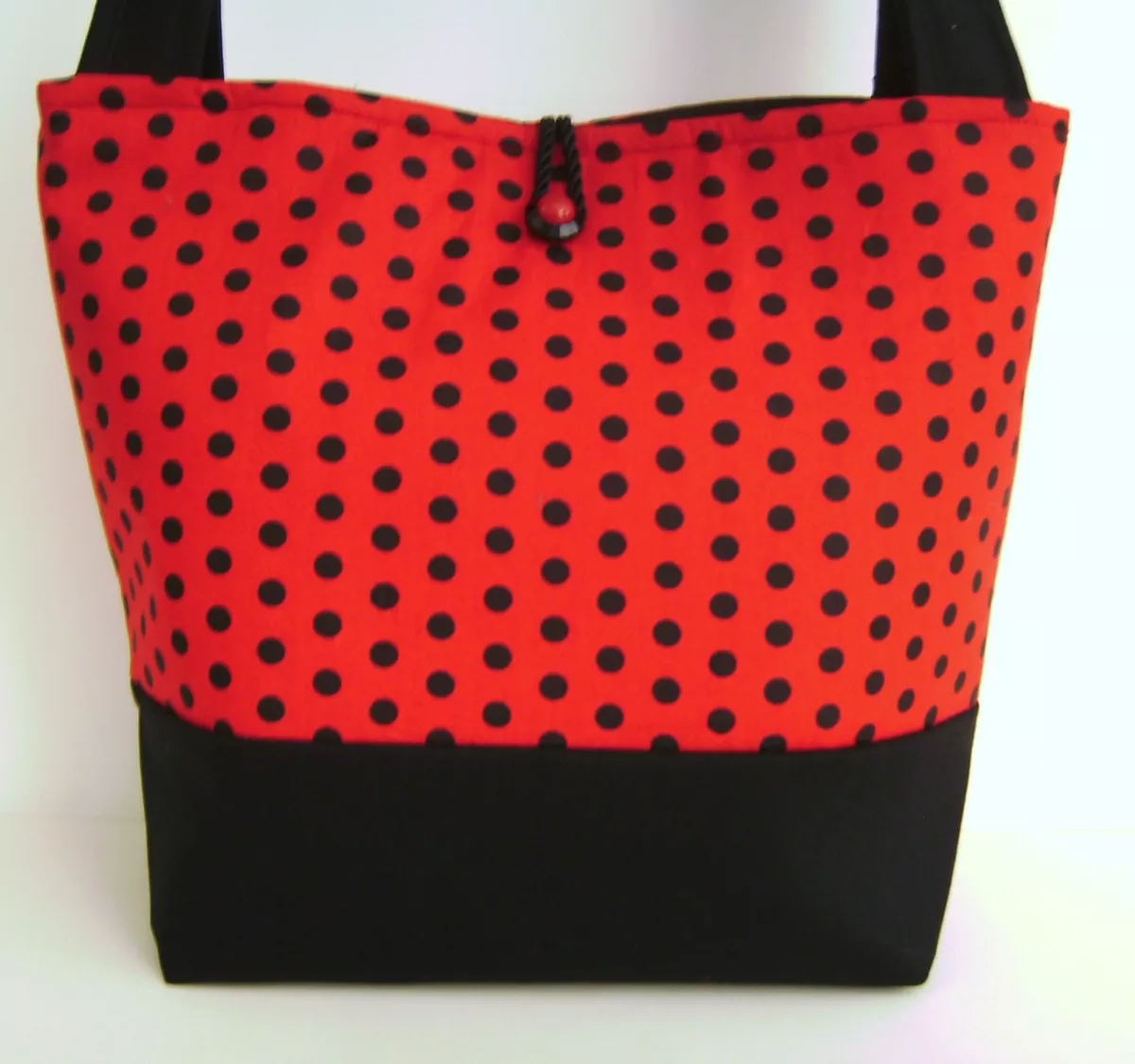 RED AND BLACK POLKA DOT PRINT HANDBAG PURSE TOTE BAG POCKETBOOK MOD FASHION