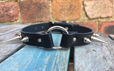 Echt Leder Stachel O-Ring Halsband Halskette Farbwahl & Stacheln Handarbeit
