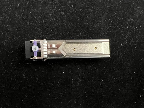 Finisar FWLF1631R31-CM SFP 2.5GBASE 1552.52nm DWDM CH31 160km Transceiver - Picture 3 of 3