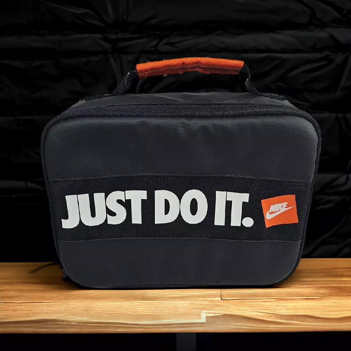 Nike just do clearance it lunch bag