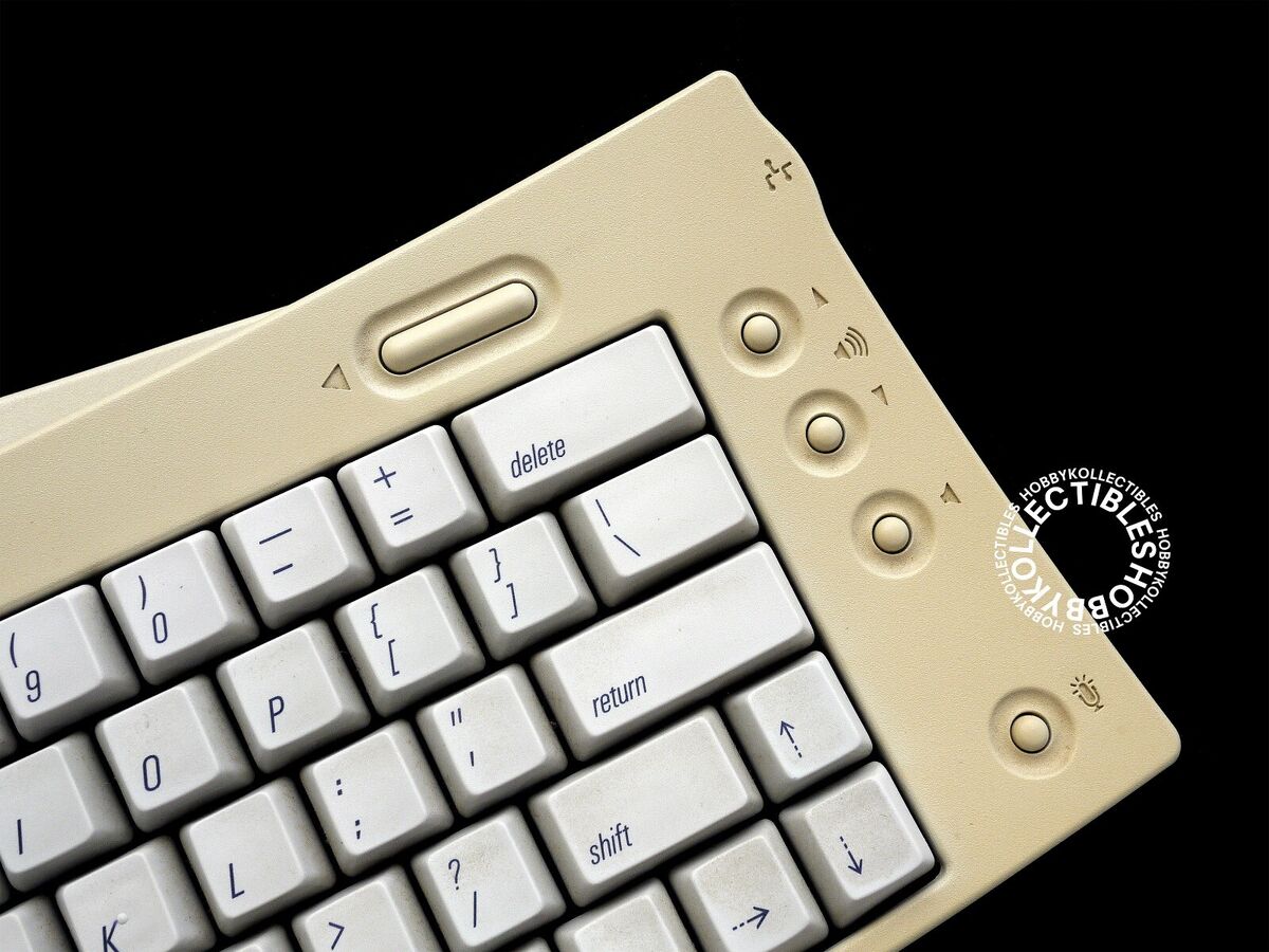 Apple Vintage Apple Adjustable Keyboard w/Box M1242LL/A Mega Apple Vintage Apple Adjustable Keyboard w/Box M1242LL/A Mega
