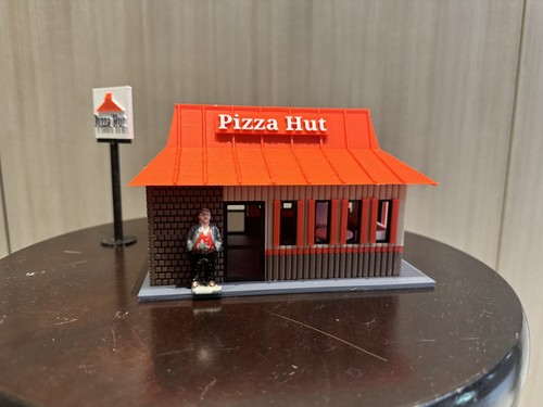 O Scale Pizza Hut- BUILT