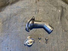 99-05 Volkswagen Jetta Audi A4 Turbo 1.8L EA113 Carcasa Termostato 06a121121c
