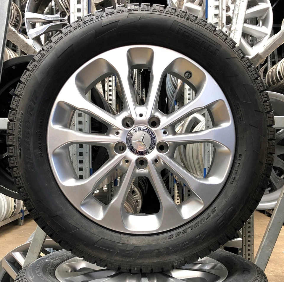 4 Orig Mercedes-Benz Winterräder 215/60 R17 100T GLA X156 A1564011700 RDK 118 - Bild 2 von 3