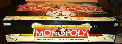 Monopoly Deluxe Edition, 1998 w/Bankers Tray, Card Carousel, etc. Factory Sealed - Picture 4 of 7