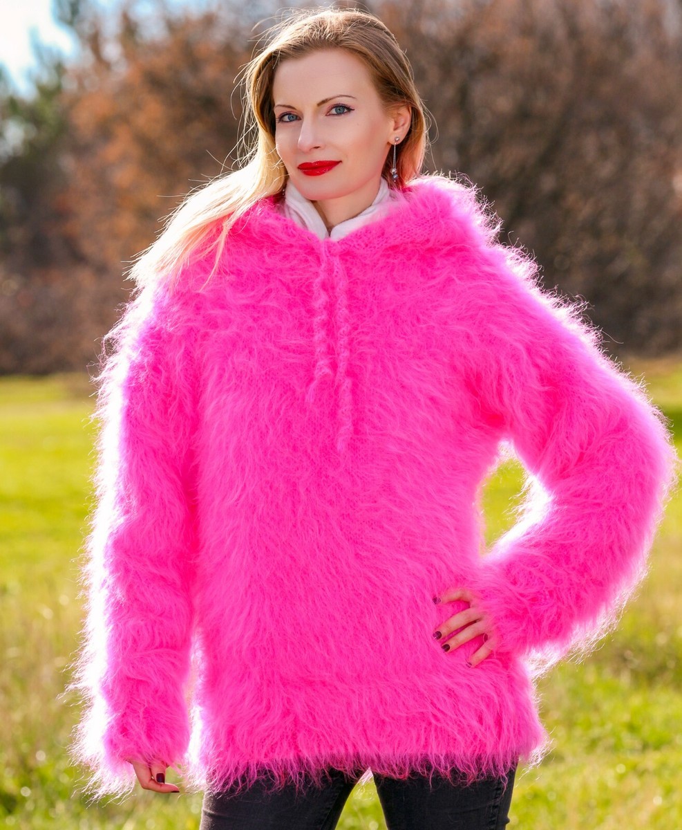 Fuzzy mohair sweater pullover hood hand knitted thick fluffy