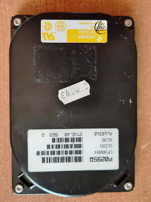 Conner Peripherals 85MB CP30084 3.5'' IDE (Vintage