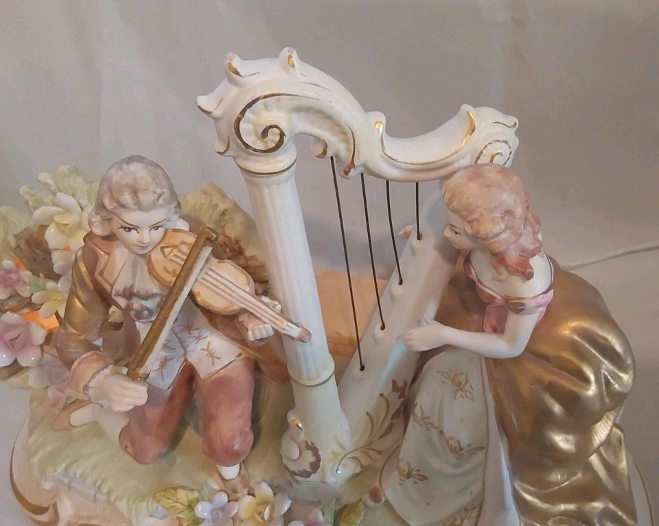 Lenwile Ardalt Porcelain Figurine Lighted Lamp 11 X 15 X 8.5 Music Box No Chips - Image 4 of 4