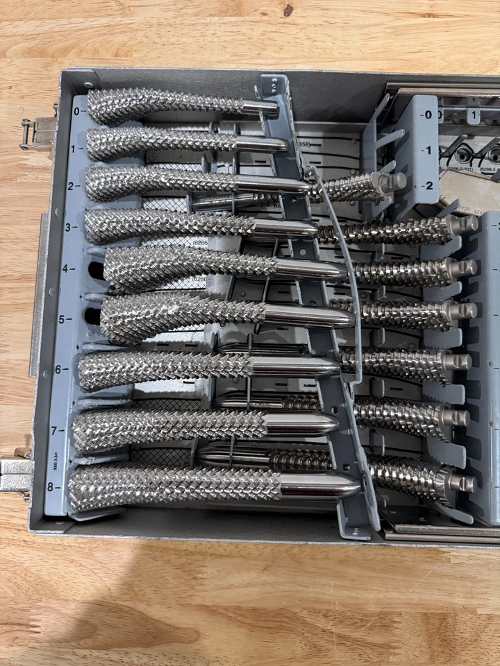 Sistema de instrumentos y ensayos Stryker Howmedica Osteonics Foto 2 de 4