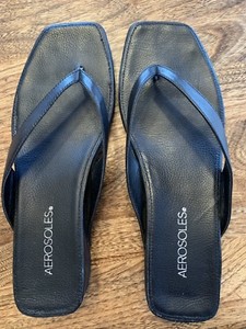aerosoles flip flop slippers