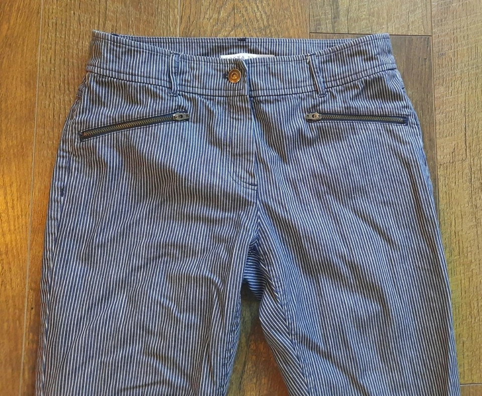 Pantalones de mezclilla recortados Donna Degnan talla 4 pierna recta blanco azul rayas tiro medio Foto 2 de 4