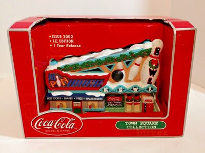 2002 1st Edition Coca Cola Town Square 10 PIN DINER BOWLING ALLEY Collection 