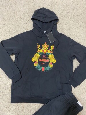 Nike LeBron James Men's STRIVE FOR GREATNESS Tracksuit Hoodie