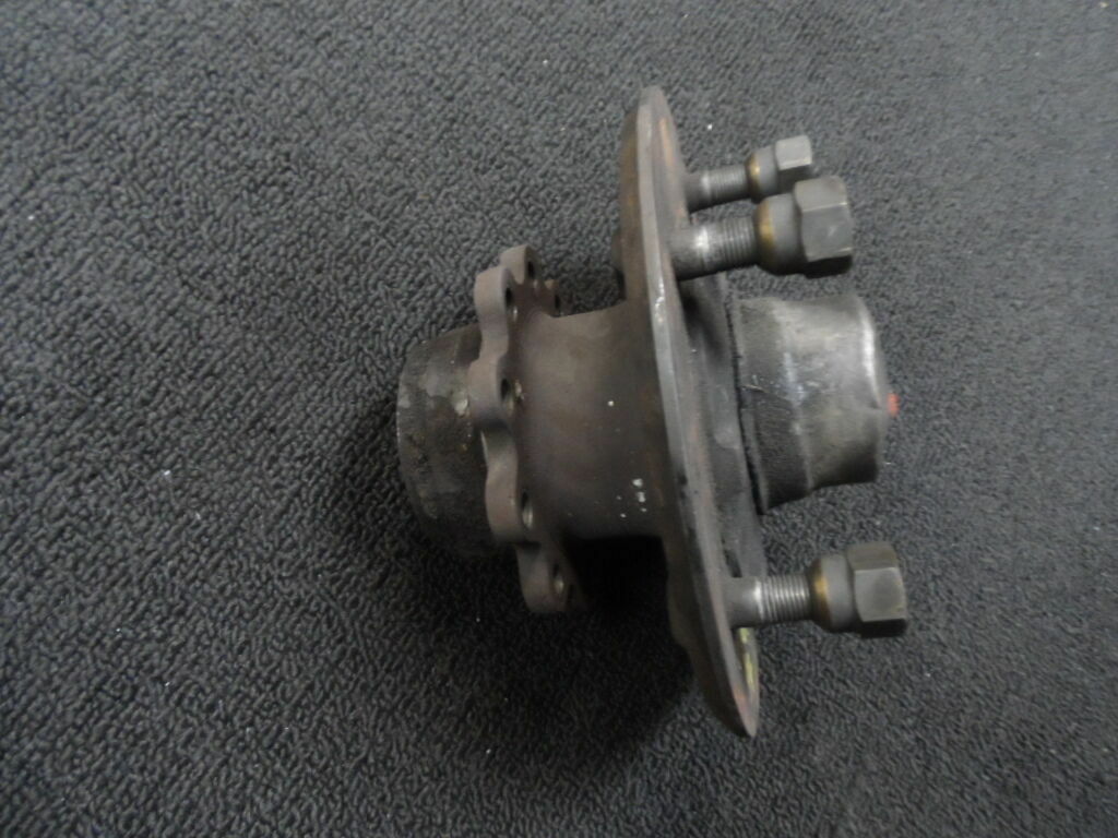 Rolls Royce Silver Spirit Front Right HUB