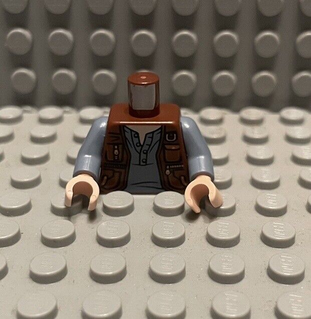 LEGO / Torso Only / Figure Jurassic World's Owen Grady w/ Leather Vest (jw011)