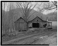 1. East elevation - Jacob Crow Farm, Crib Barn, Crow Creek Road, 1 mile south