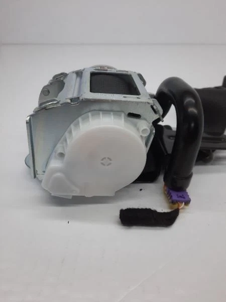 2017-2020 Chevy Impala Passenger Seat Belt Retractor OEM - Image 3 of 4