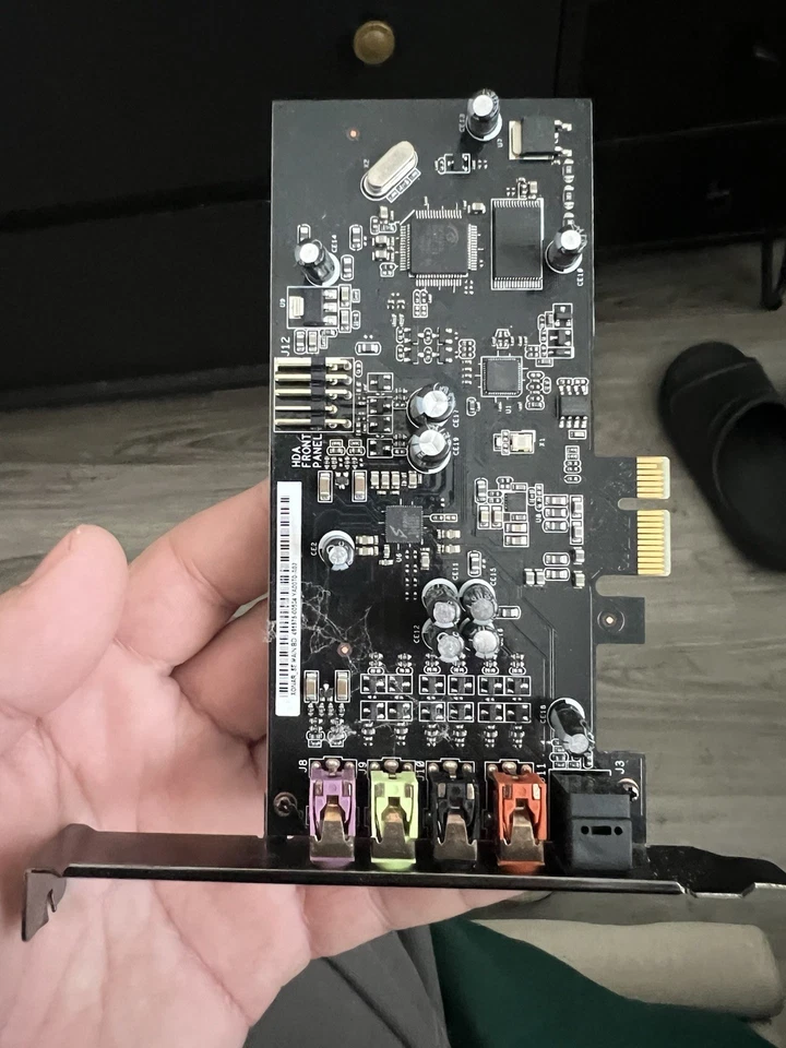 Placa de som para jogos ASUS Xonar SE 5.1 canais PCIe - Imagem 3 de 4