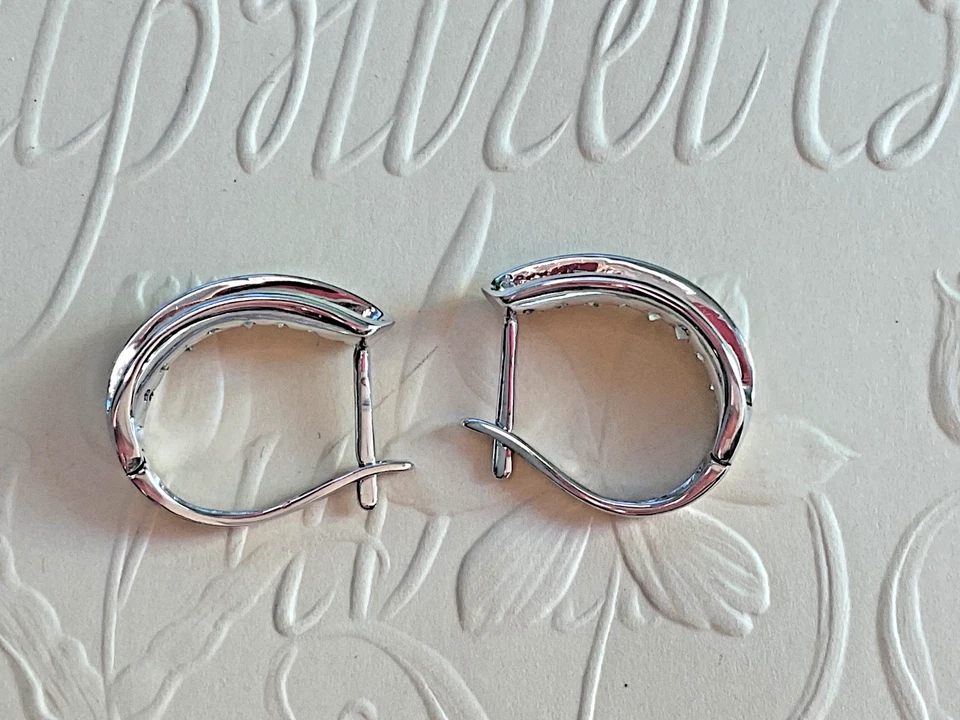 Pendientes de aro de diamantes reales de oro blanco de 10K - Juego de canales amarillo champán Foto 4 de 4