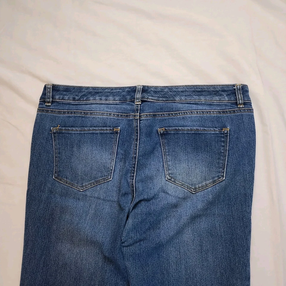 Pantalones de mezclilla para mujer Daisy Fuentes talla 10 5 bolsillos elásticos azules (34x29) Foto 3 de 4