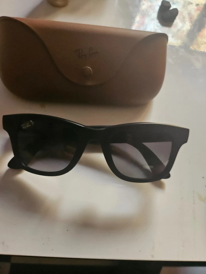 Ray-Ban Meta Wayfarer, photo 2 sur 3