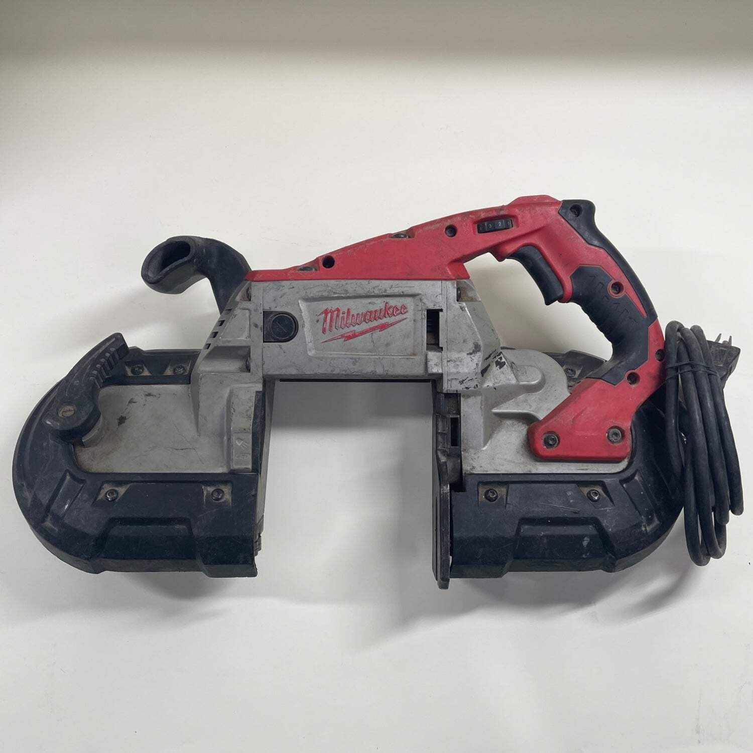 Milwaukee 6232-20 120V deep cut band saw